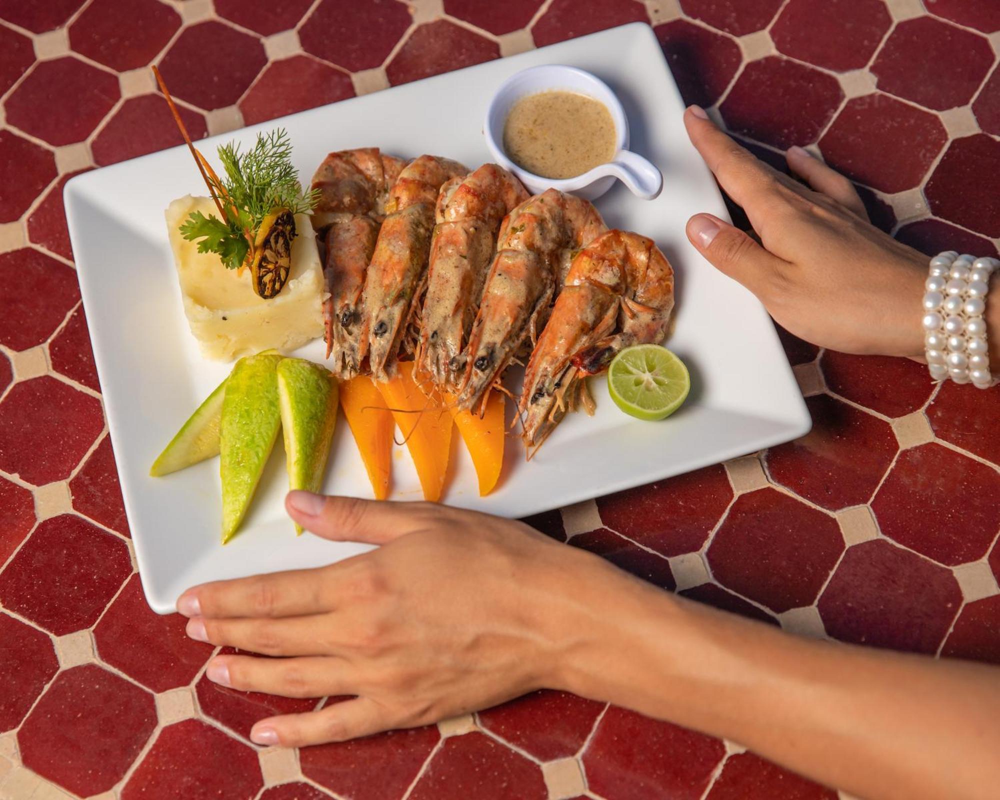 Hotel Grand Waterworld Makadi Family Star - Couples And Families Only Hurghada Esterno foto Shrimp